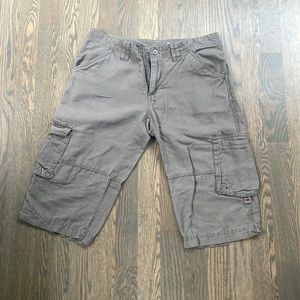 Columbia women’s sz 8 capri pants.  Linen/cotton/polyester. Gently used.